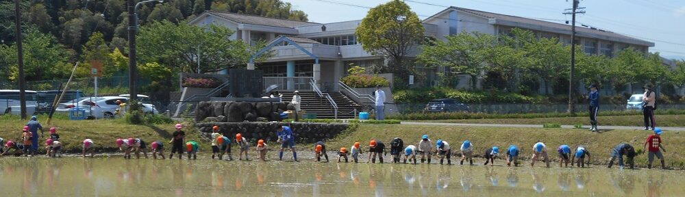 亀山市立昼生小学校